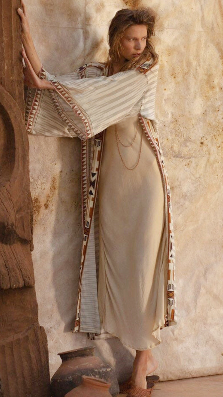 Boho Floral Kimono – Lightweight Beach Cover-Up