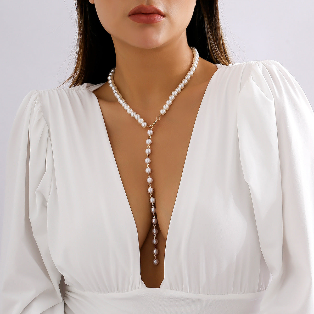 Classic Pearl Necklace – Long and Minimalist